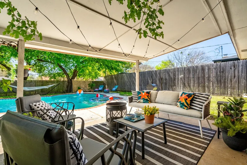 Country Pool House w/ Game Room, Fire Pit & Grill - Image 1
