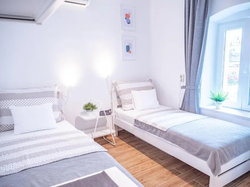 Charming Pinna Studio - Image 1