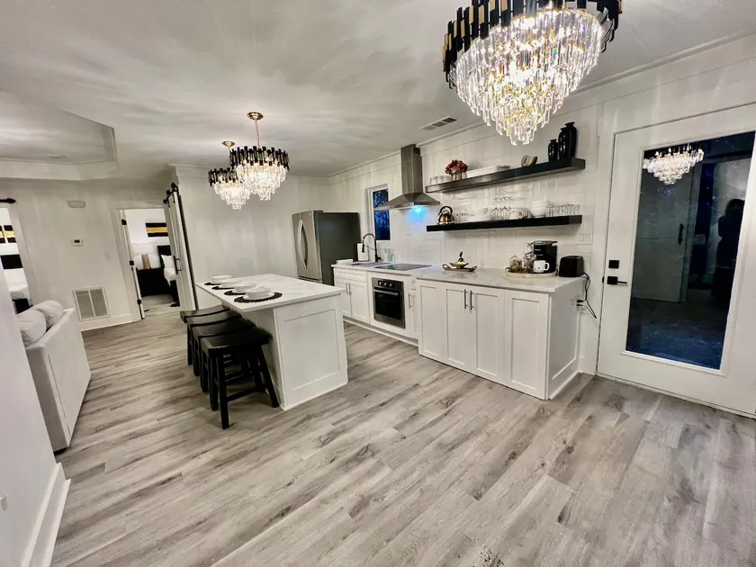 Gorgeous view house - Image 1