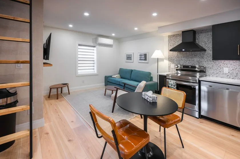 Designer apartment l Extra loft space | Downtown - Image 1