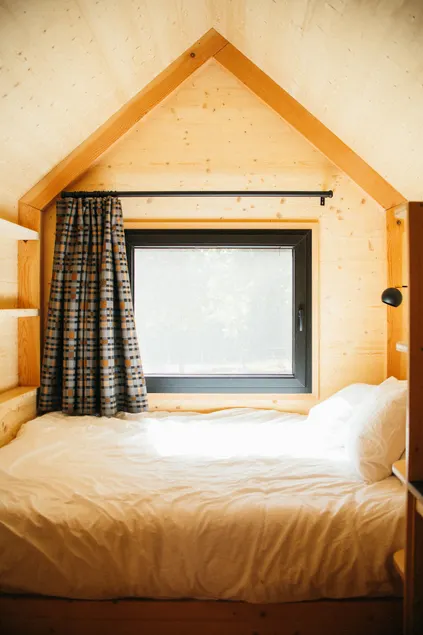 Tiny Cabin - King Kitchenette - Johnson's Beach - Image 1