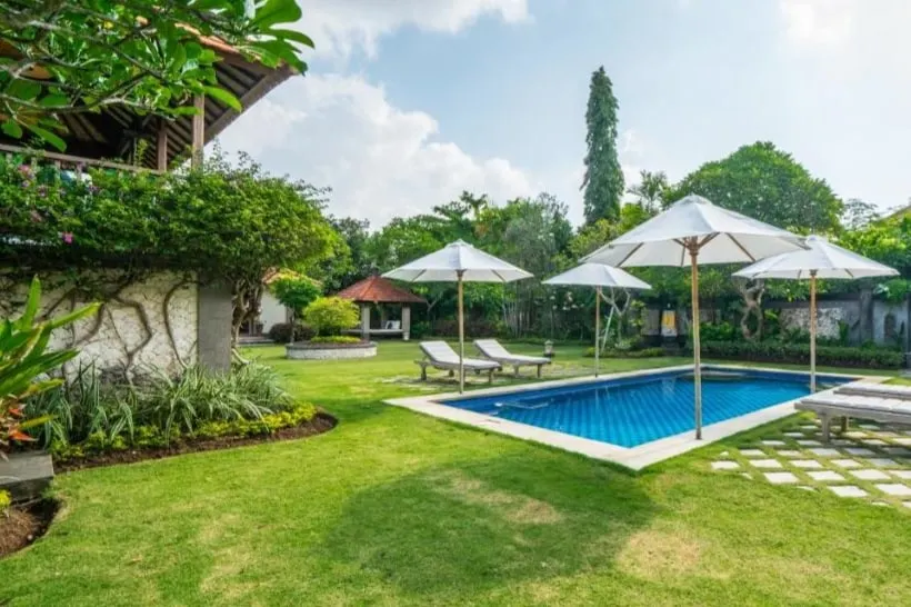 Benoa Bay: 2BR Villa Steps from beach - Image 1