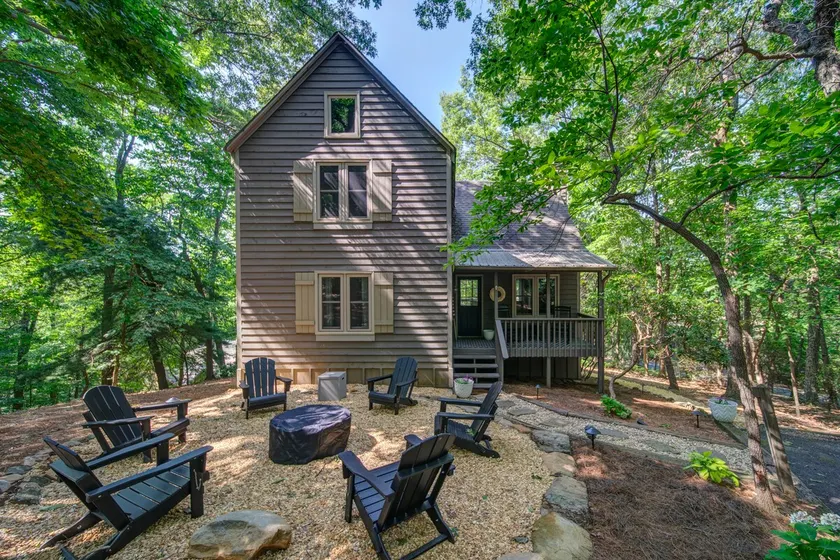 Cozy Cabin w/ Loft+Fire Pit | Perfect for Families - Image 1