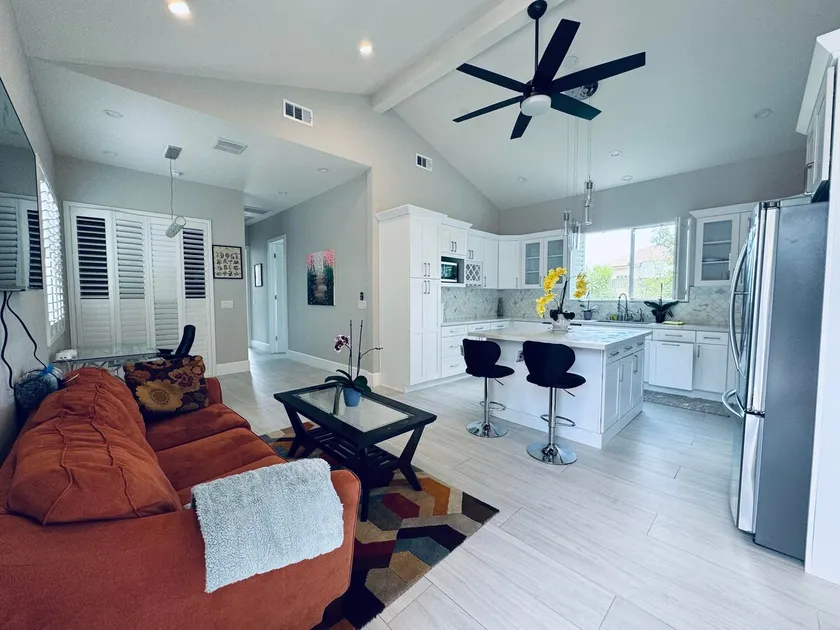 Discover a Beautiful New Home for Rent - Image 1