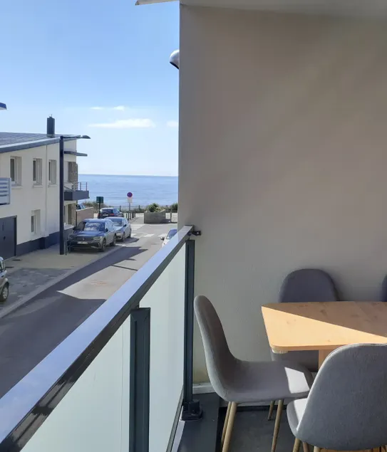 New, 3 mm beach, Parking, South terrace, 4/6 people - Image 1