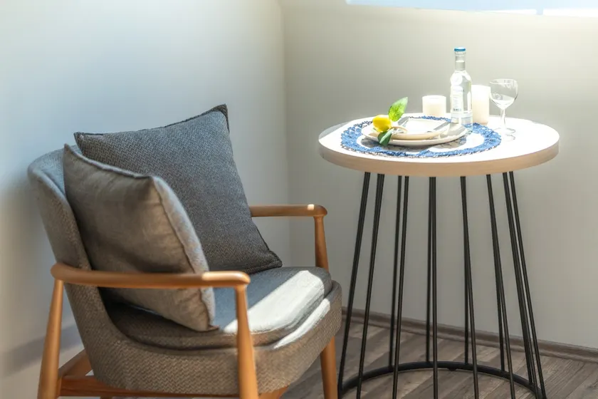 Modern studio apartment - Image 1
