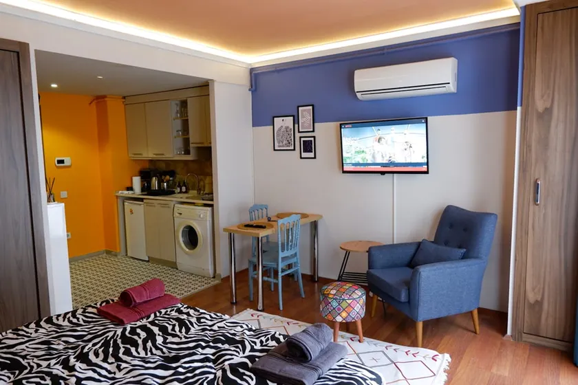 Style Studio Apartment| Blueberry Suit (Klima) - Image 1