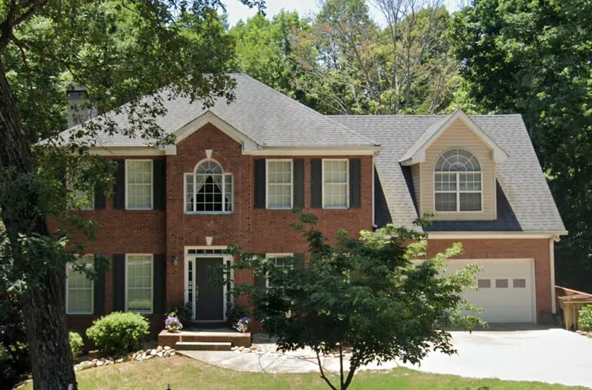Lakefront Apartment near Lanier Olympic Park Venue - Image 1