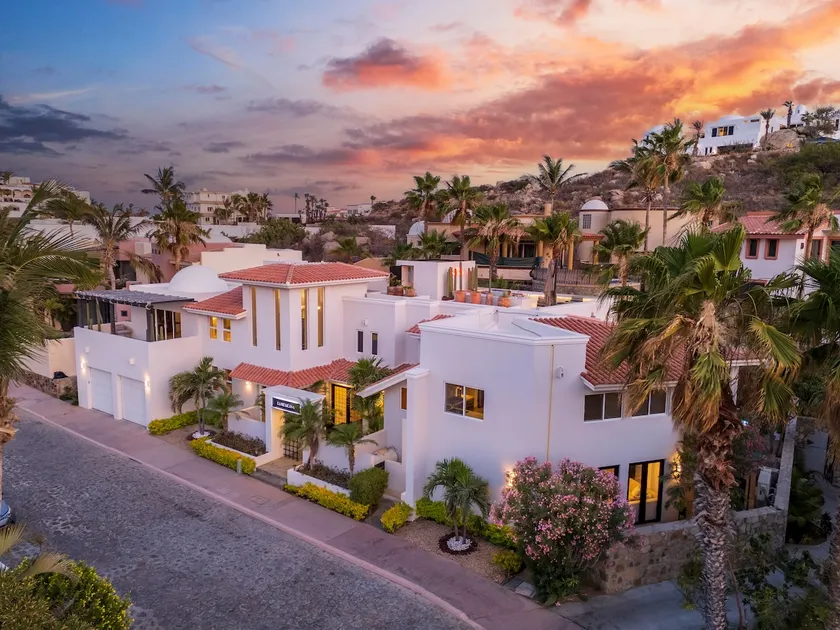 Casa La Mexicana - Image 1