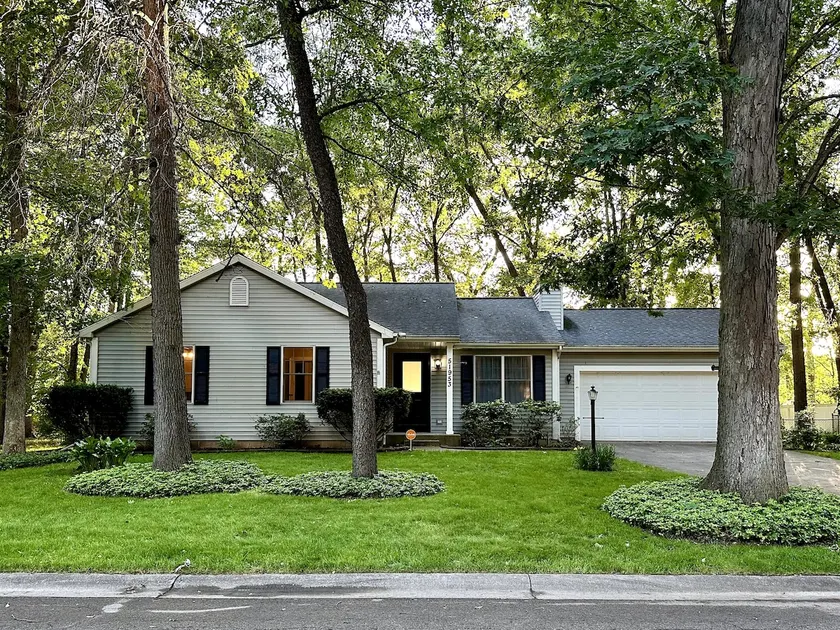 Wooded Retreat: Upgraded 3B Home - Image 1