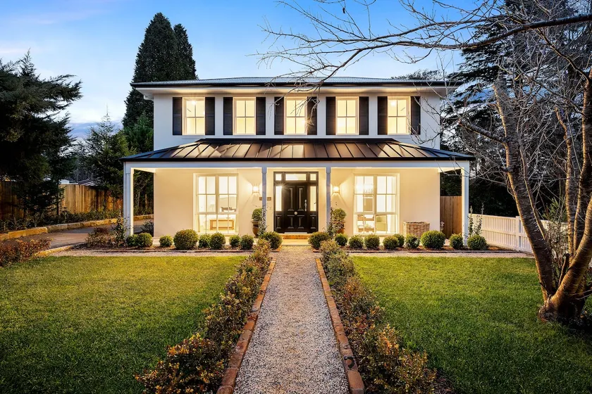 Eltham House Blackheath - Image 1