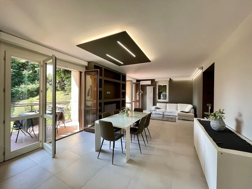 Elegant & Comfortable Modern Home with swimming pool - Image 1