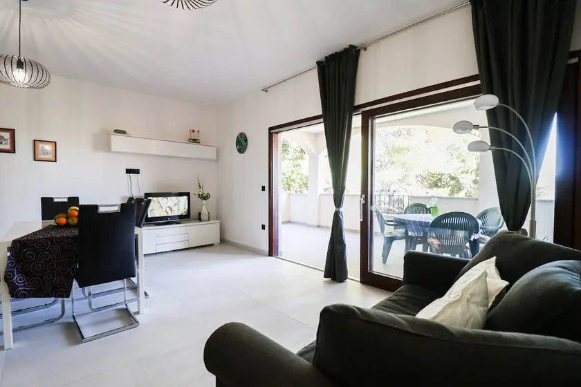 The grevel beach apartment - Image 1