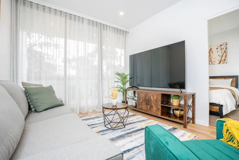 Modern 2BR Manuka Gateway @Canberra - Image 1