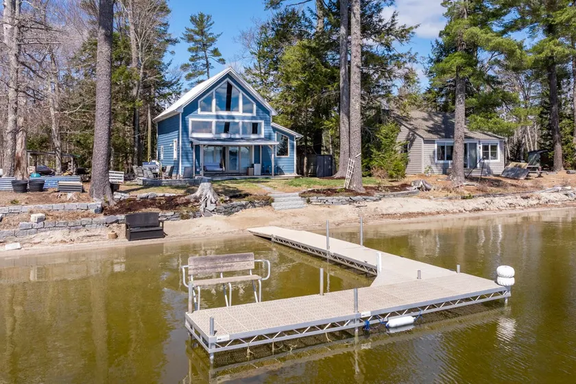 Cozy lakeside chalet - Image 1