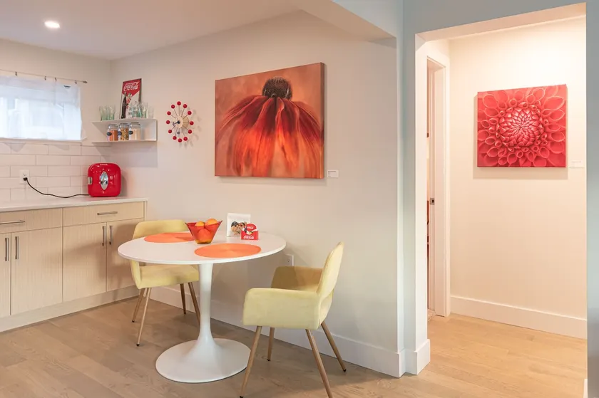 The Gallery in Brentwood Bay - Image 1