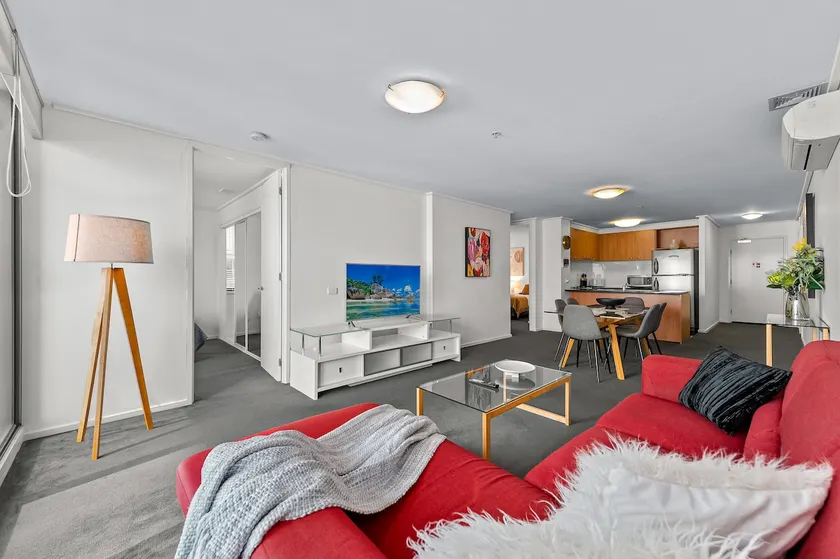 Exclusive Stays - The Summit - Image 1