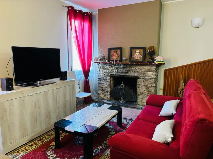 Eva's house - Image 1