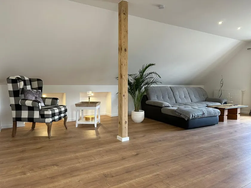 Newly renovated cozy apartment - Image 1