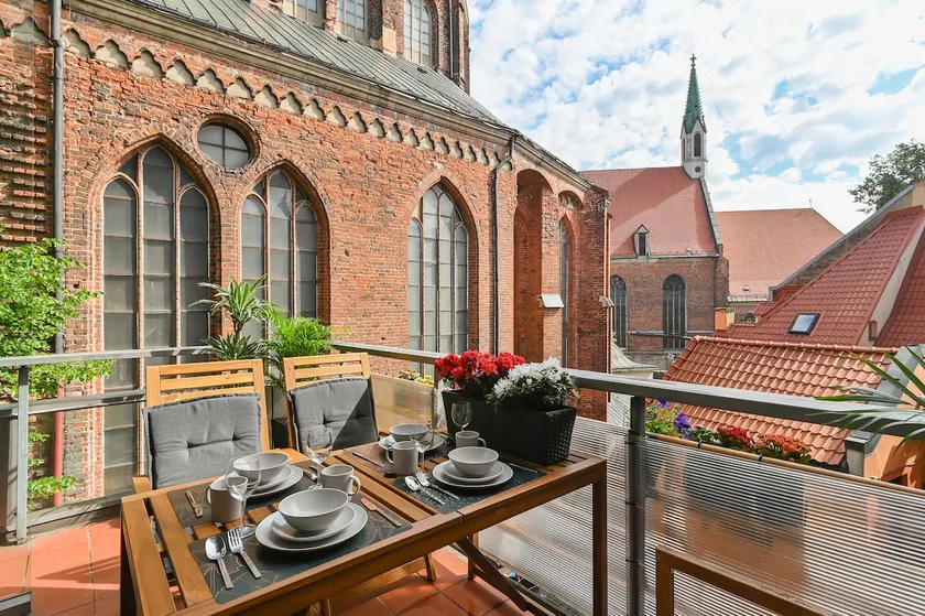 St. Peter's Apartment - Image 1