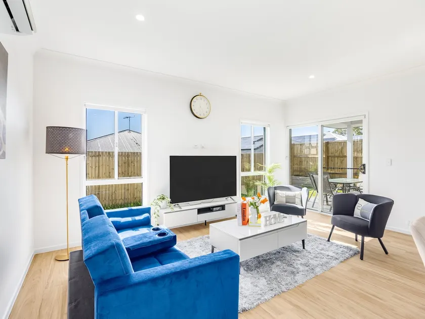 Brand New Comfy Home 4Bedroom designer furniture - Image 1