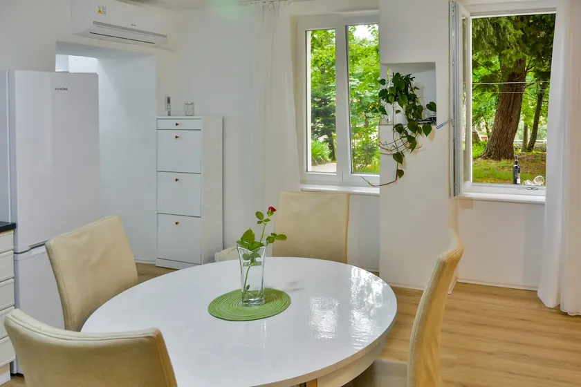 Apartment Bela - Image 1