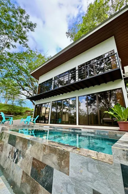 Yojo Lodge-Modern Home with Pool near Santa Teresa - Image 1