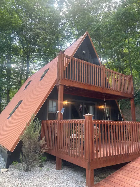Enchanting Cottage - Image 1