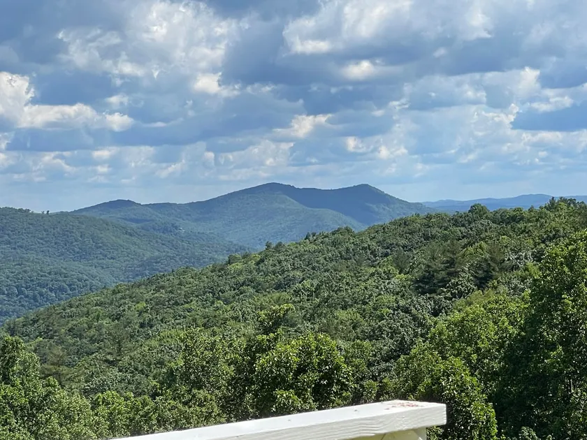Olde Beau Golf / Mtn Retreat Pet Friendly! - Image 1