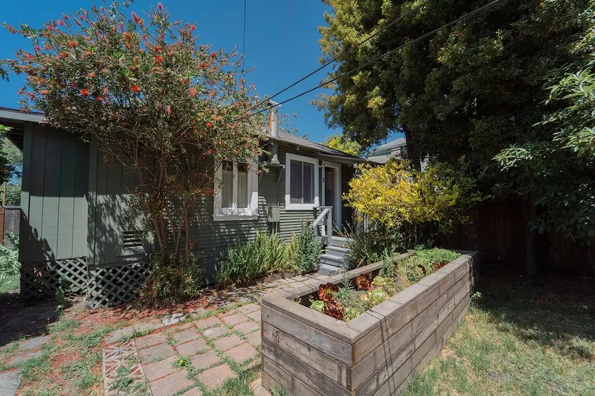 2336B - Lovely Backyard Studio near UC Berkeley - Image 1