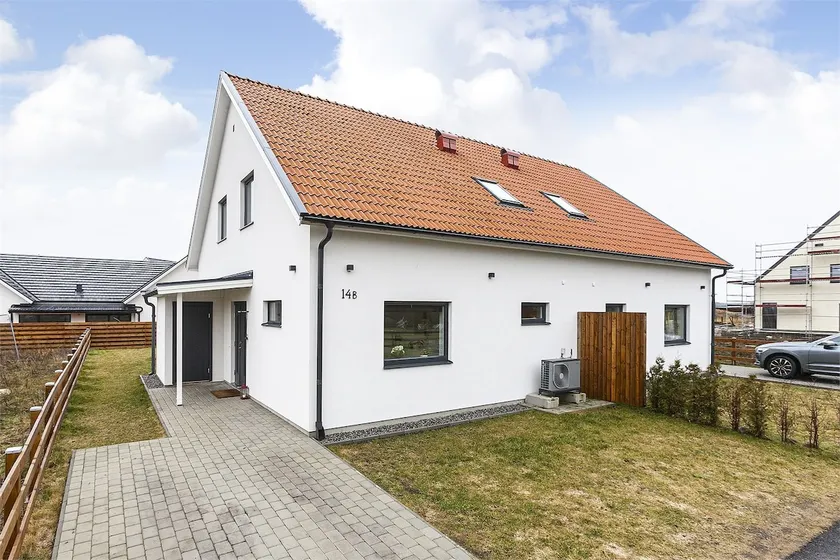 Brand new house waiting for you! - Image 1
