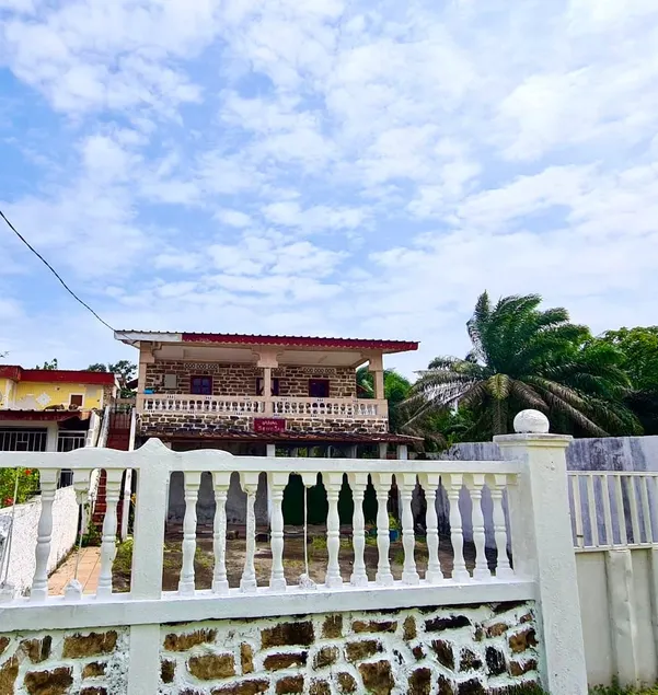 Beach house - Image 1