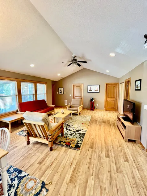 Sail Away- Walking distance to the beach - Image 1