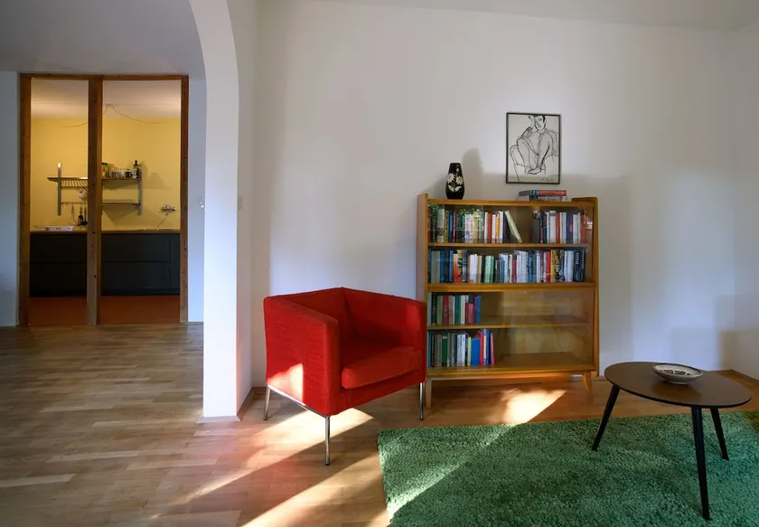 Beautiful bungalow in the Vienna Woods - Image 1