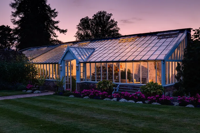 5* Dog Friendly Country Cottage, Garden & Orangery - Image 1