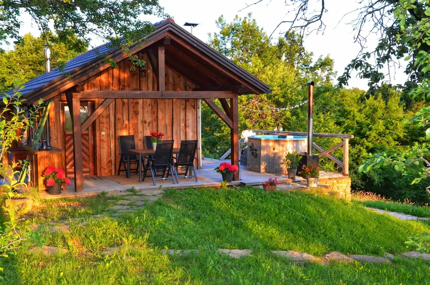 Johanca Spa House – Sauna, Hot tube & Nature - Image 1