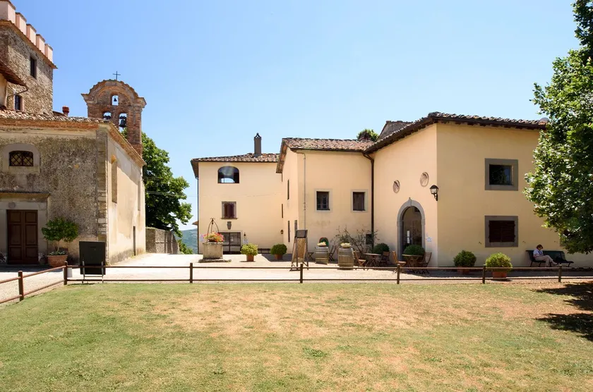 Terrazzina is a charming flat in the hamlet of Castello di Montozzi - Image 1