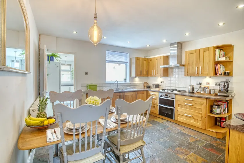 Cosy town house near The Castle | Pass The Keys - Image 1