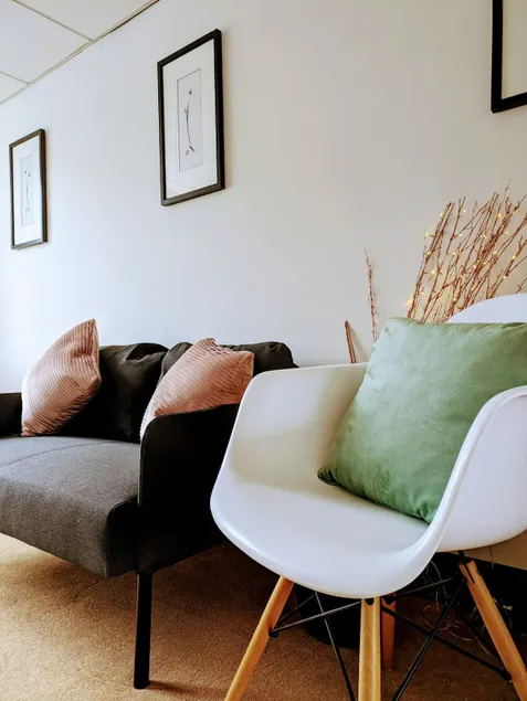 Flat in Forest Village with London tube station - Image 1