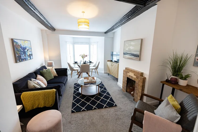 Brandon Apartment in Town Centre with parking - Image 1
