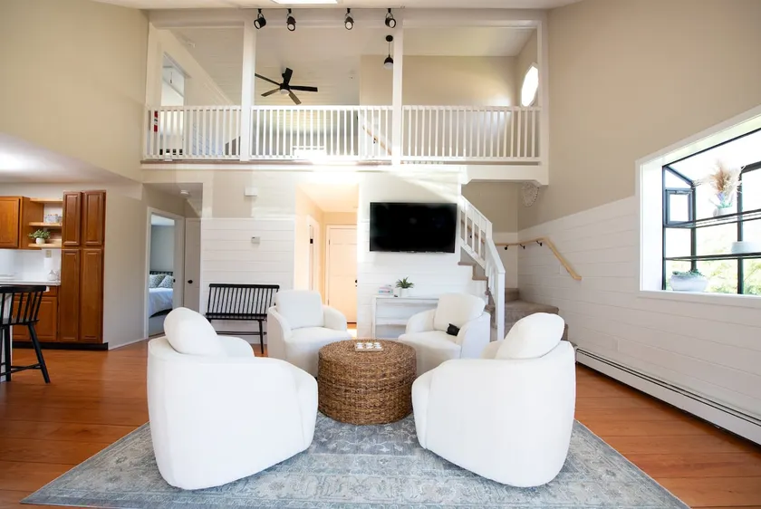 Getaway on Bay - Image 1