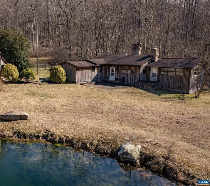 Walk to Old Rag & White Oak Trails - Rustic Cabin - Image 1