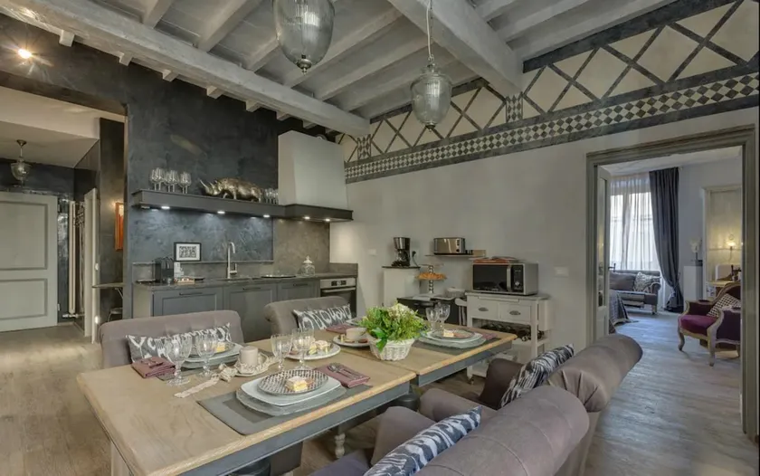 Apartments Florence - Signoria Art - Image 1
