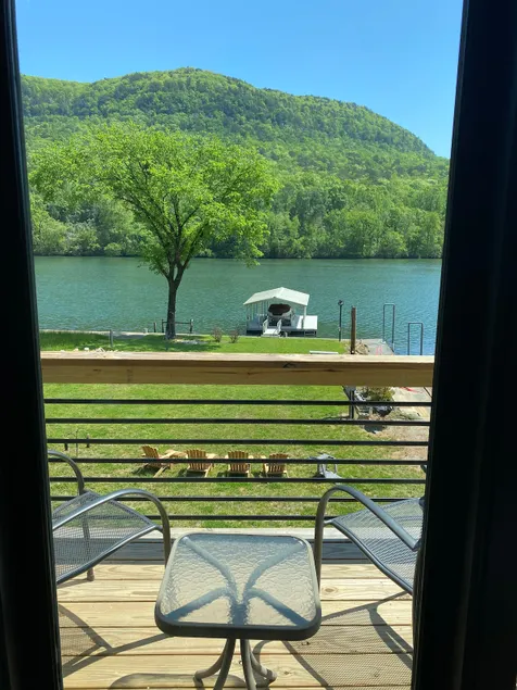 NEW Waterfront-Dock-Kayaks-SUPS- TN River Gorge! - Image 1