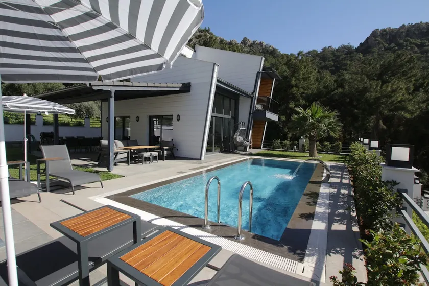 Luxury Villa with Private Pool in Turunç (4+2) (Marin-2) - Image 1