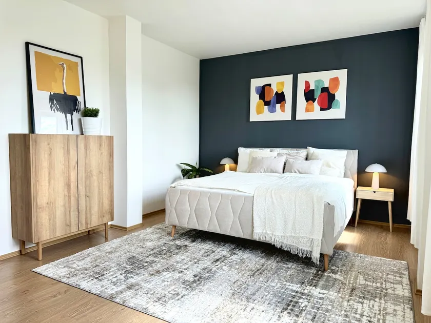 96m2 Designer Apartment, FREE Garage Parking - Image 1