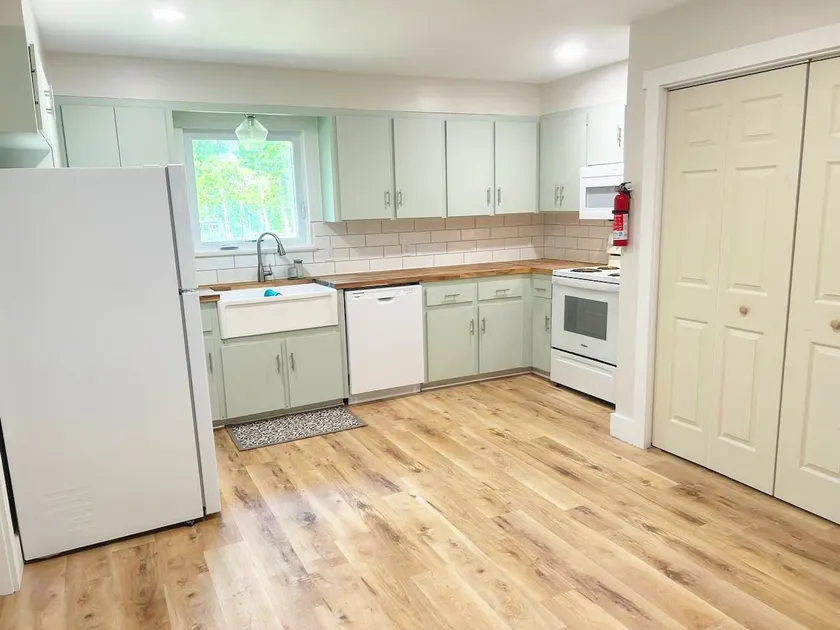 Private Refinished Golf Getaway - Image 1