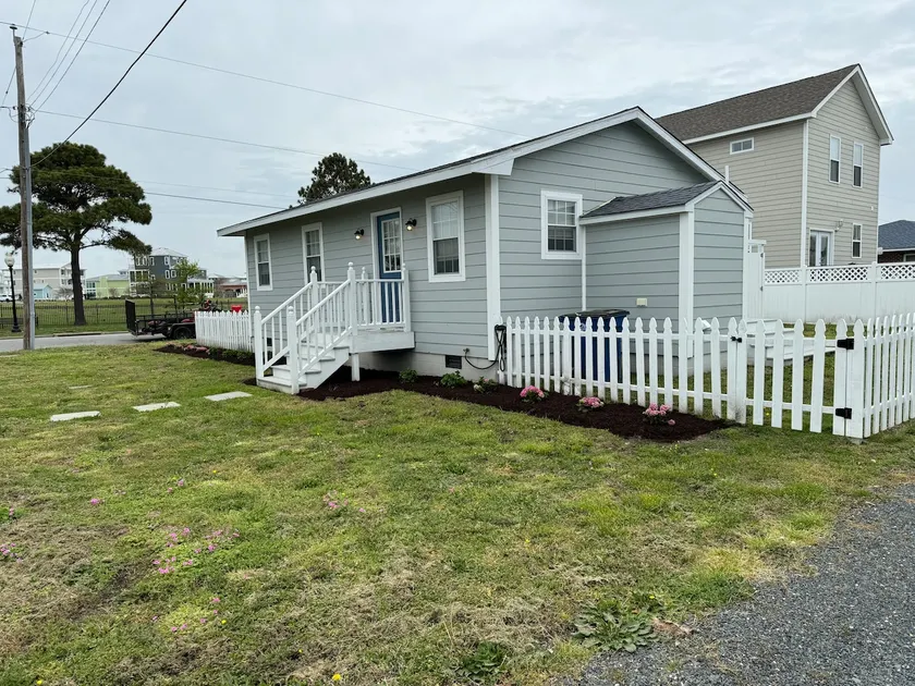 Sheller Shack - 2 blocks from the bay! - Image 1