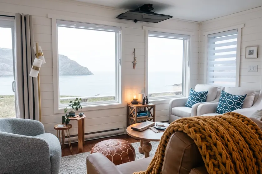 On the Ocean's Edge! 3B/2B Retreat in Fort Amherst - Image 1