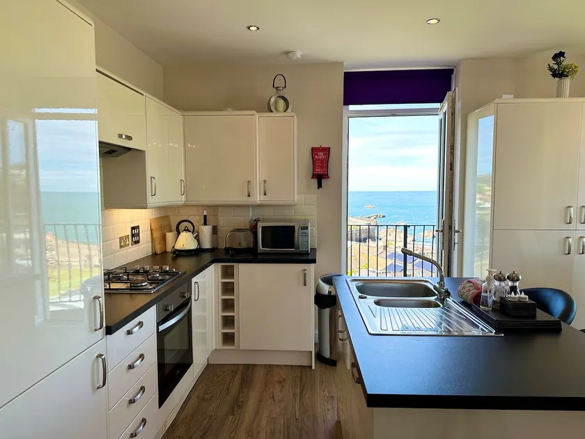 The Cambria - 2 bedroom Apartment - Image 1